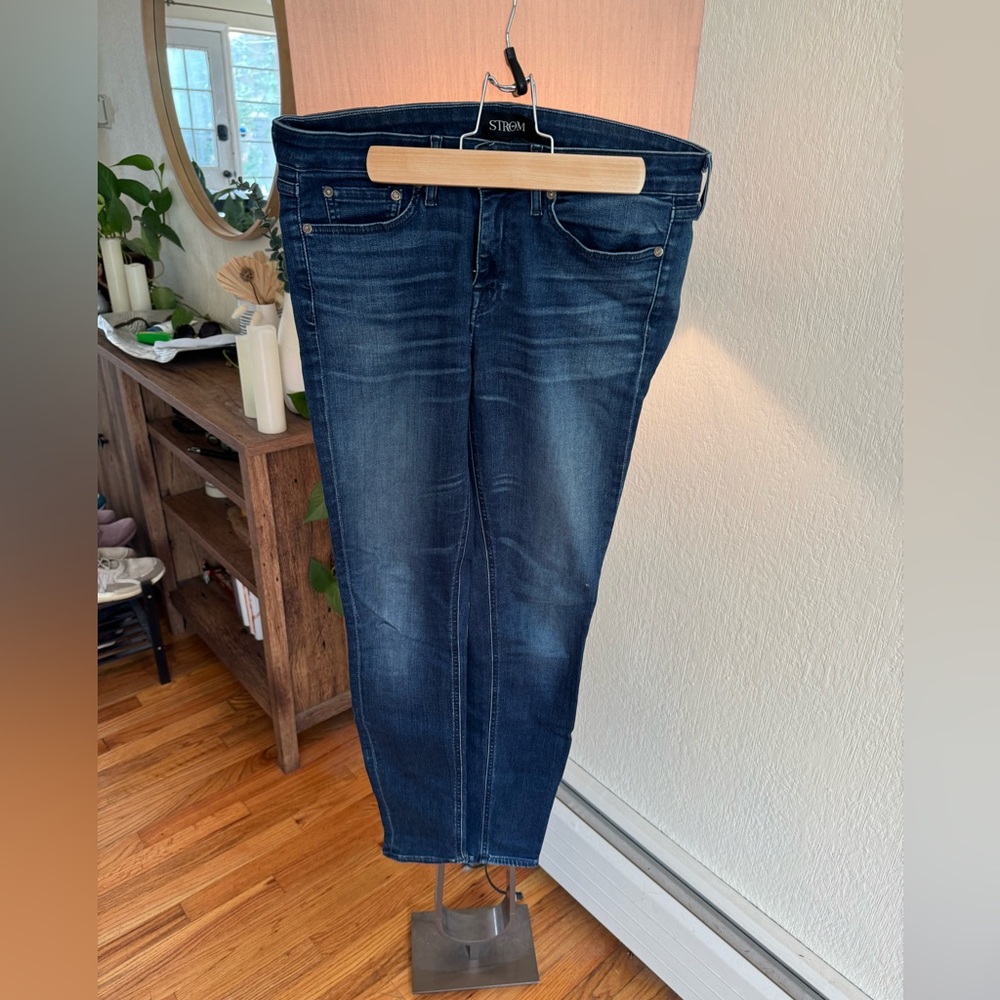 Skinny jeans